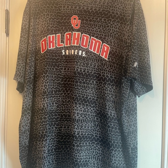 Russell Athletic Black and Gray Patterned Shirt - Picture 1 of 4